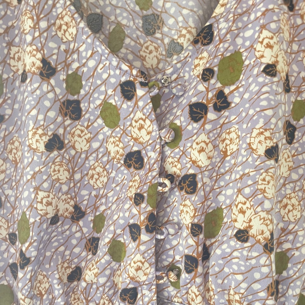 Sly Flower-Pattern Crop Top With Buttonup - image 3